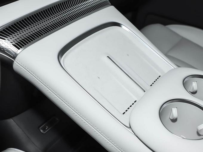 Tecnologia Inteligente Personalizada Adultos Pessoal 5 Portas 7 Assentos Xpeng X9 MPV 650Km EV Carro 6