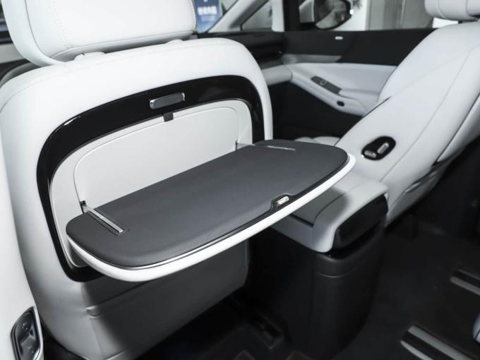 Tecnologia Inteligente Personalizada Adultos Pessoal 5 Portas 7 Assentos Xpeng X9 MPV 650Km EV Carro 10