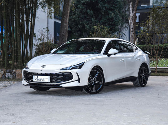 138Kw 1.5T Auto Sedan MG7 Carros de gasolina e gasolina de alta velocidade