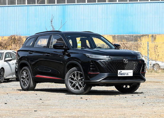 Em estoque competitivo de exportação de luxo Chang um EV Changan CS 75 mais combustível de gasolina novo carro