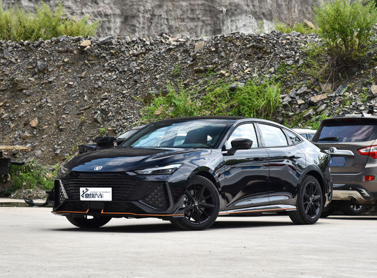 2024 OEM Alta Qualidade 138Kw Chang An EV Changan UNI-V 188Ps 300Nm gasolina gasolina carro de combustível